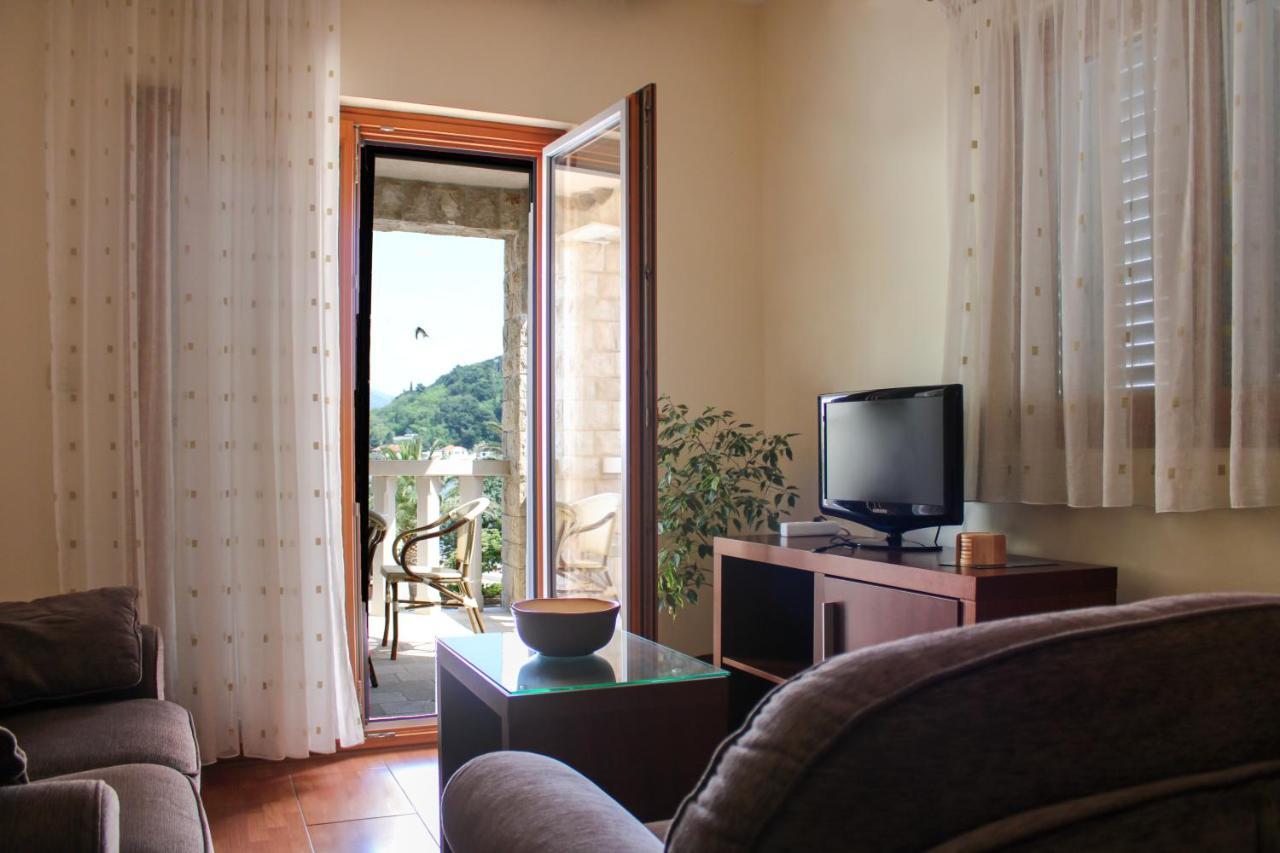 Apartments Mun Petrovac na moru Exterior foto