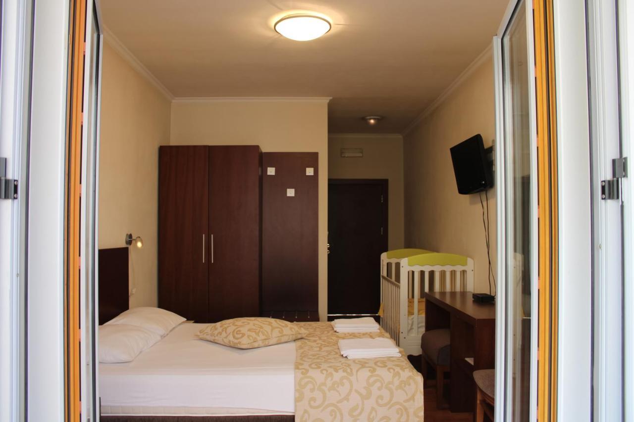 Apartments Mun Petrovac na moru Exterior foto