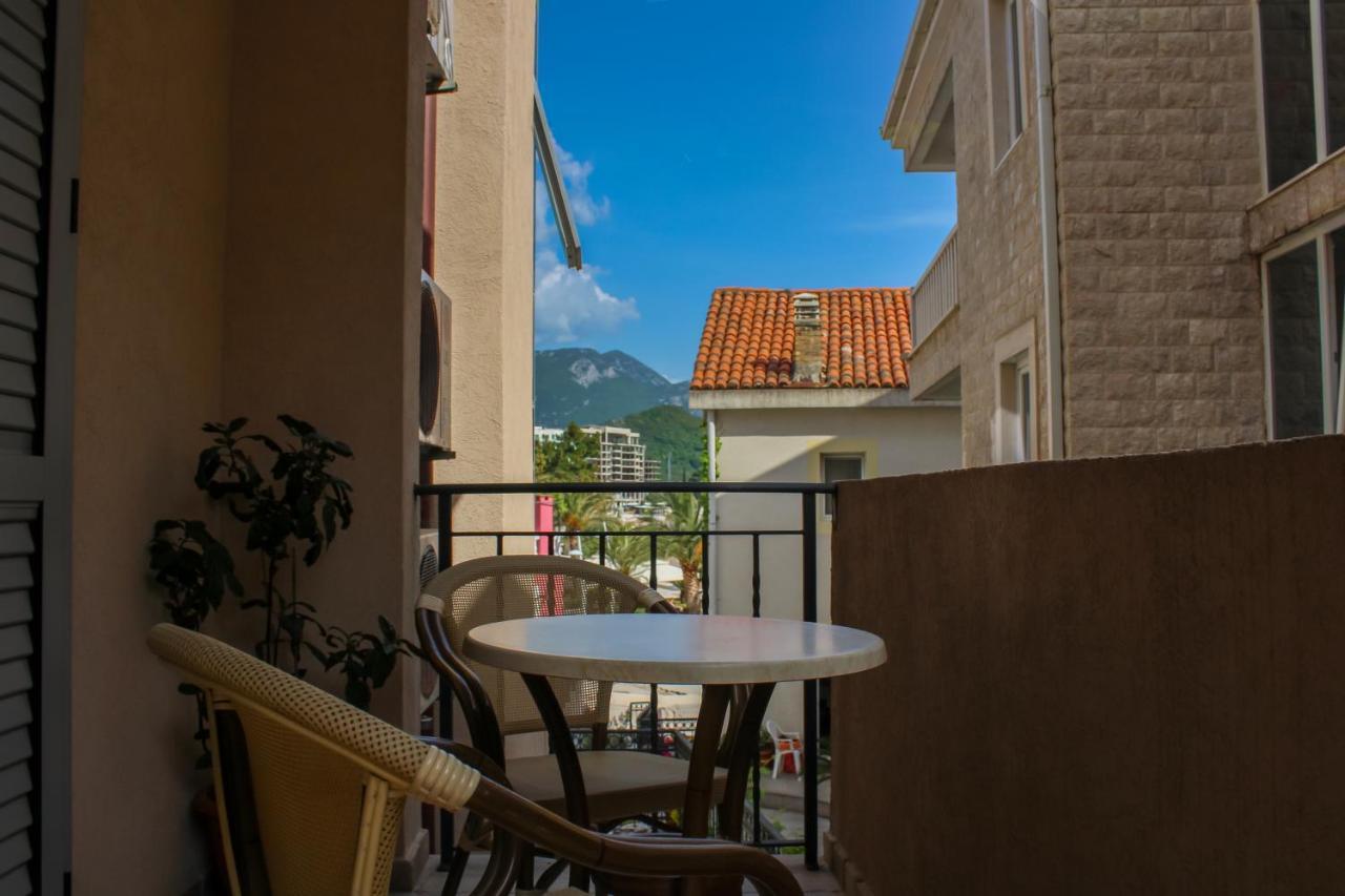 Apartments Mun Petrovac na moru Exterior foto