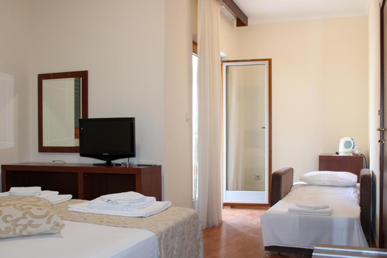 Apartments Mun Petrovac na moru Exterior foto