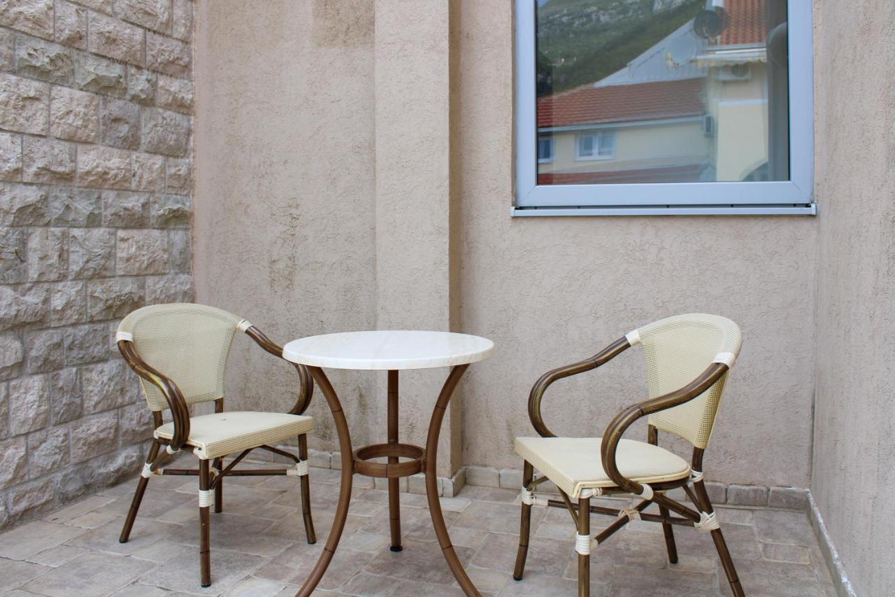 Apartments Mun Petrovac na moru Exterior foto